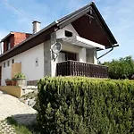 Weingarten Eisenberg Feriehus *