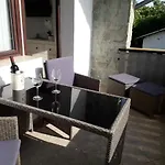 Feriehus Weingarten Eisenberg *