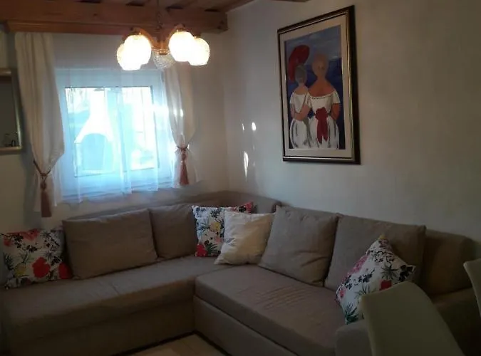 Semesterbostad Weingarten Eisenberg *